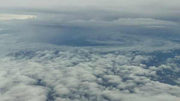 塔巴風眼曝光衛星圖未見眼珠 天文台探風直擊颱風核心