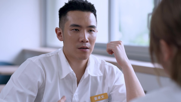 女神配對計劃｜細John姜卓文驚揭患焦慮症曾想過退出 關嘉敏一句說話盡顯苦戀心酸