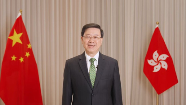 施政報告2025｜增加專上院校非本地生限額 放寬直資中小學招生限制
