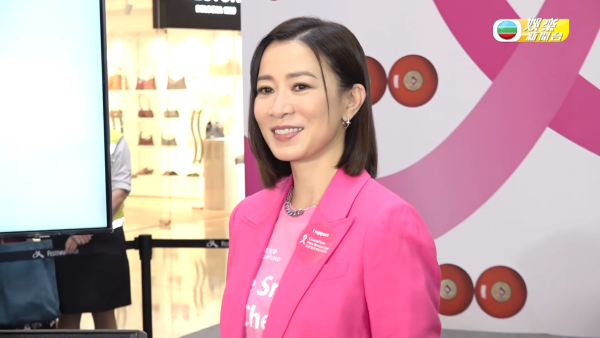 佘詩曼疑默認佘媽媽曾患癌經歷 親證為治療勇敢剃光頭只在乎健康