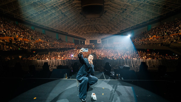 周柏豪透露籌備香港演唱會 望明年啟德開騷