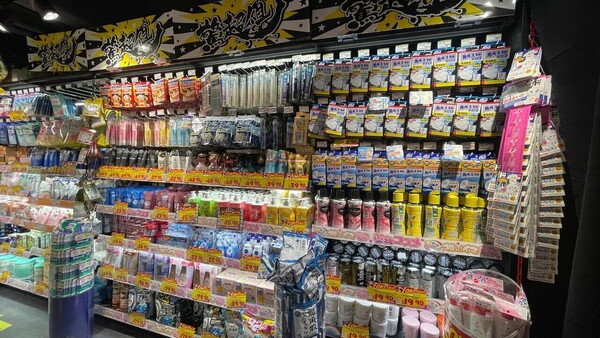 DONKI指定分店買一送一優惠！日本人氣面膜/撒隆適/暗瘡貼低至$16