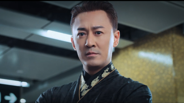 「寡人」林峯穿越港鐵站短片瘋傳引網民熱議!疑為《尋秦記》電影元旦上映提早宣傳
