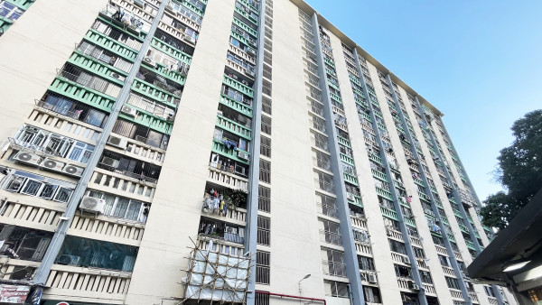 首派獲市區超光猛公屋 無OO直稱「好難養BB」網民4大原因反勸要:校網贏哂