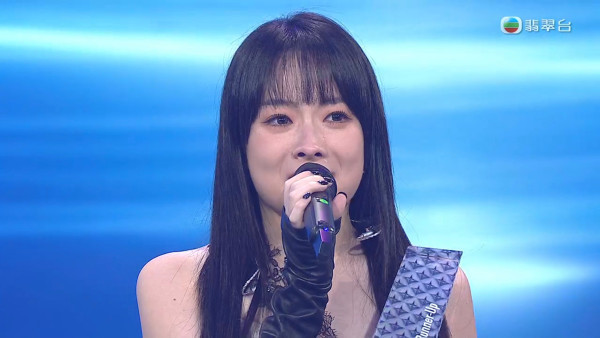 聲秀｜亞軍23歲柯雨霏Ophelia背景起底！城市大學畢業 海選獲封「陳瀅2.0」