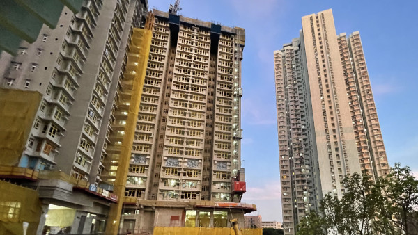 幸運港人3次派公屋全中新樓！終極獲配九龍神級單位直言「感恩」集齊3大優點