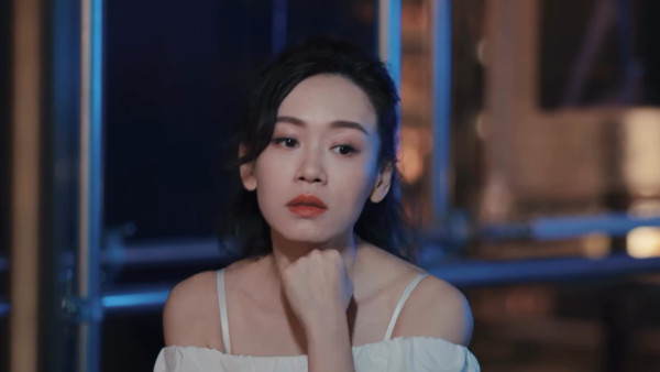 楊思琦被揭窮養仔女行街一日僅花XX元 有傳月入250萬！身家半億卻超慳家