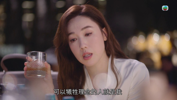 新聞女王2｜李施嬅揪心忍淚微表情演技細緻 張家妍為現實低頭惹網民心痛 