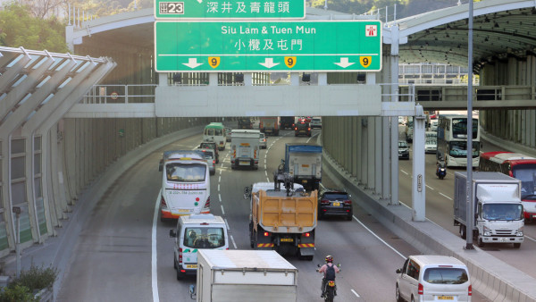 港人唱好住屯門有3大好處？聲稱一款小食全港最平/去OO全19區最快！網友笑爆：你當東涌死架