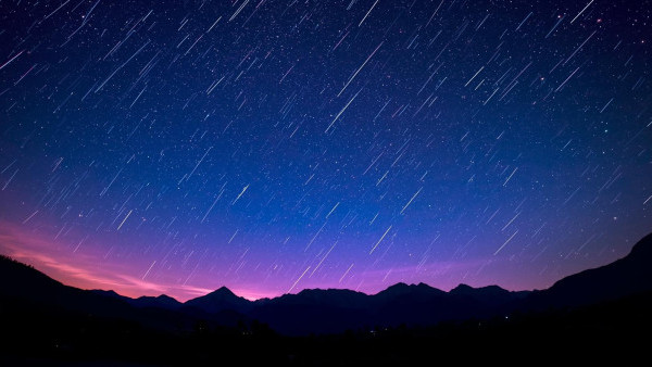 年度最強｜雙子座流星雨12.14大爆發！每小時150粒「劃破夜空」最佳觀測時間/地點一覽