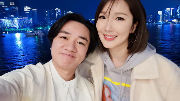 李亞男結婚10年愈來愈似老公王祖藍 41歲生日近照曝光驚見倒模夫妻相