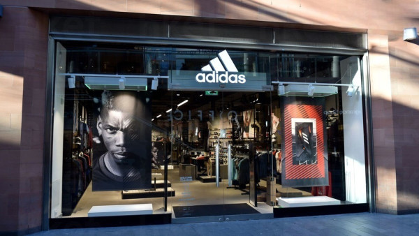 adidas限時激減25折！$251買人氣波鞋！男女上衣/褲裙低至$89起+額外9折