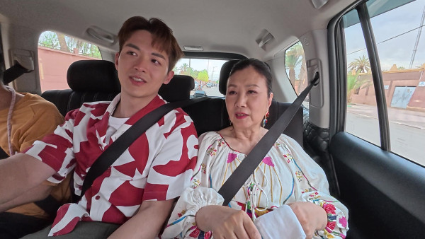 阮浩棕被阿姐逼供戀情全程迴避！AI重現嫲嫲旅遊畫面當場哭成淚人