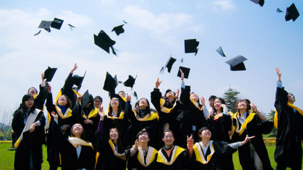 畢業生最希望加入機構Top 3！政府/Google上榜！呢間大學月薪叫價$33,000嚇窒老闆