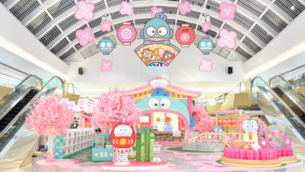 全港首個水怪HANGYODON新春花庭園！6米高日式溫泉風呂/逾200款Sanrio周邊