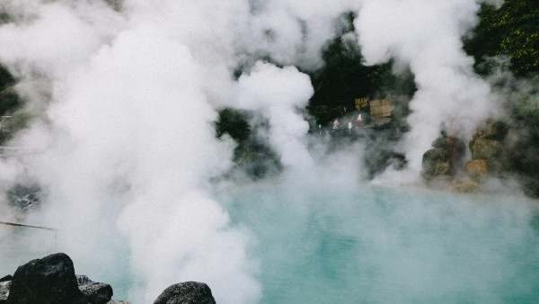 浸溫泉防心血管疾病？中醫警告3體質愈浸愈虛！1類人恐皮膚發炎、爆暗瘡（附6大養生貼士）