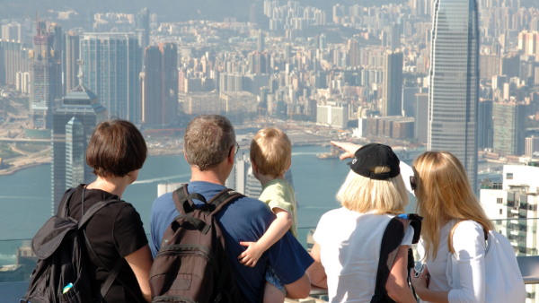 不再單靠北水？2025年近5000萬人訪港！這5地區旅客增25%增幅跑贏內地 