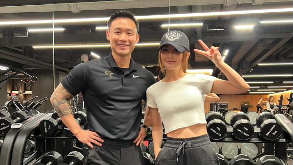 阿Sa蔡卓妍認愛一星期即同居試婚？男友夜訪豪宅打得火熱 姐弟戀進度超前