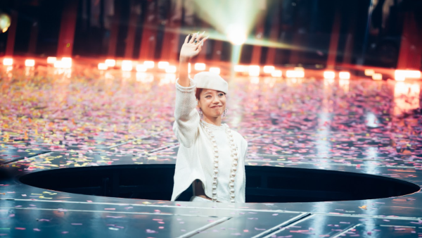 JACE陳凱詠紅館演唱會尾場！嘉賓林家謙鍾雪瑩掀高潮 眼濕濕哽咽：口話支持但入場就冇人