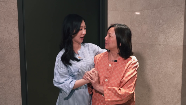 醫美直擊｜資深綠葉黃梓瑋決心開刀割雙眼皮 手術前攬實何依婷激動爆喊：好驚呀