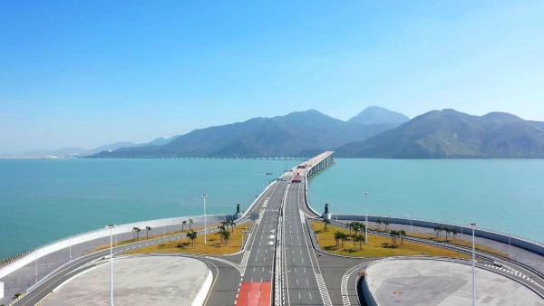 生日優惠2026｜港珠澳大橋豪送2026張免費飛！0蚊登神秘藍海豚島附預約教學