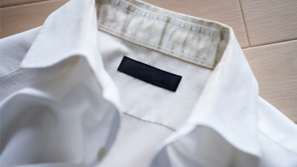 衣領黃黚黚洗唔甩？專家揭100%變白「必殺技」 做錯呢1步污漬留一世