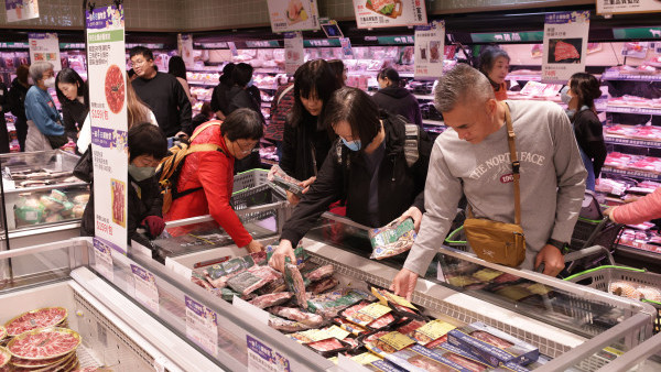 全港7大超市/連鎖店「隱藏劈價時段」公開 DONKI/AEON呢個鐘數壽司低至半價？