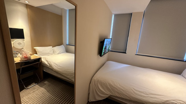 尖沙咀猛鬼酒店曝光！801號房連爆8件恐怖事 半夜遭「鬼手掩鼻」險窒息