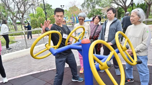 全港4大「$0成本健身」途徑公開！專人指導+免費瑜伽 網民：仲正過私人Gym