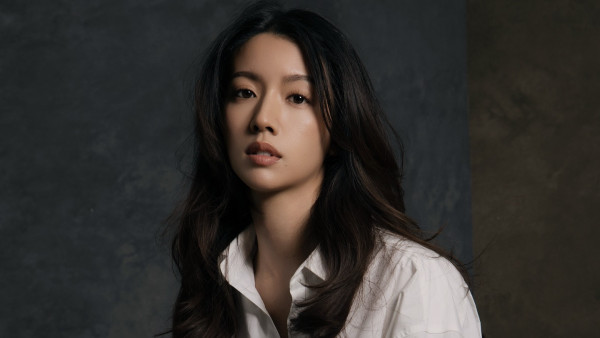 蔡思貝正式宣佈離巢TVB結束13年賓主關係 撰長文點名多謝三個人：告別溫室