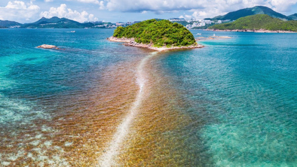 港版天使之路限時浮現！西貢海中沙洲退潮先見到 附交通潮汐表
