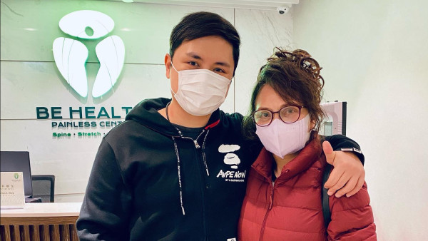 施明逝世｜李泳豪千字長文悼念媽媽離世！淚揭45年母子情：我的命是你救回來的