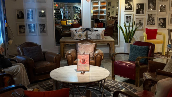 銅鑼灣高質酒店僅$100一晚？雙人房每人$50平過青旅 網民揭平價真相