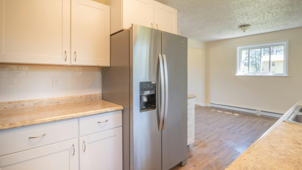 雪櫃放錯位壽命短5年！犯1個錯誤電費貴一截 機電署揭3大致命禁忌（附續命貼士）