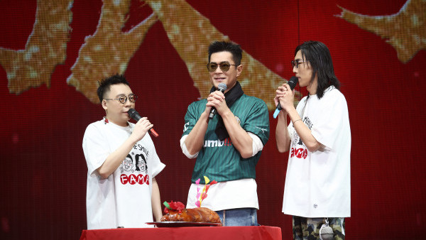 農夫紅館演唱會｜第二場嘉賓古天樂原來係農夫背後老闆！「農作天下」白武士壓軸切燒豬