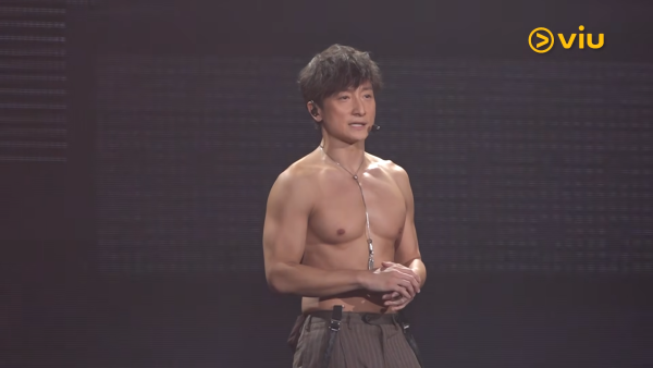 方力申演唱會2026｜尾場演出前突發意外急救 小方受傷面露痛苦：跳唔到衫都照除