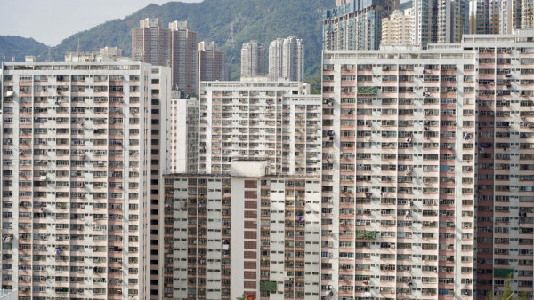 公屋户主走佬！同住港妻想用绿表抽居屋 网友警告恐涉法律纠纷教做2事