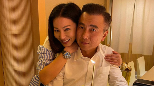 50岁滕丽名结婚13年罕谈生育计划 亲揭不生小朋友原因：只是很短暂试过