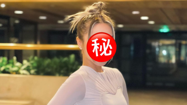 41岁女艺人亲揭沉寂4年真相！忆受丧父之痛大受打击！一度身体瘫痪动弹不得