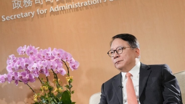 港府高官7月加薪！政務司長月薪破42萬 揭年度總開支飆1.8億元