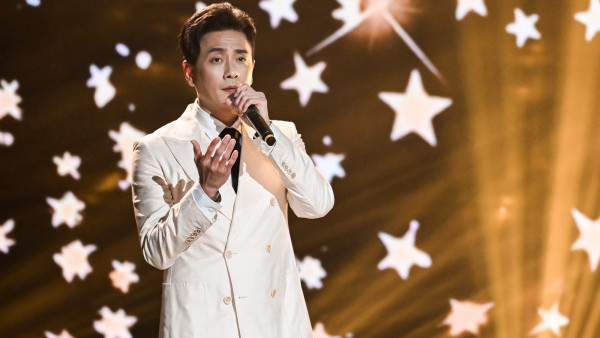 K歌之王黃宗澤驚喜重返樂壇？現身「導演之夜」獻唱《千千闕歌》 Bosco自嘲：緊張咗成個月