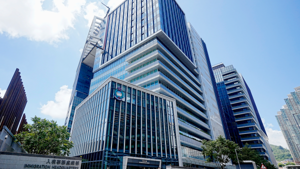 筍工招聘｜入境事務主任招聘月薪46K起！公務員職位空缺！DSE五科考獲第3級成績可申請！