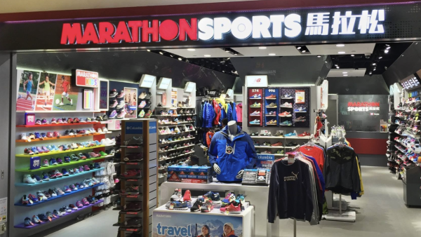 馬拉松大減價低至25折！半價入手HOKA人氣跑鞋！男女裝、鞋款、泳裝$50起