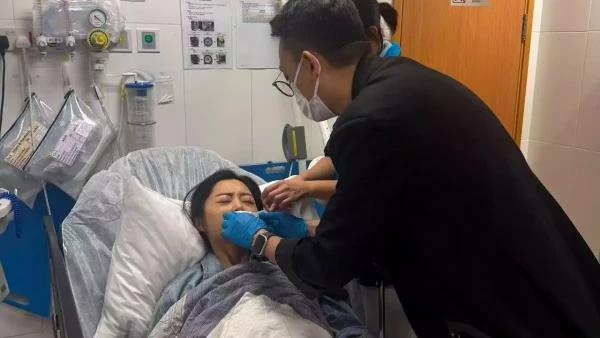 衛詩雅拍攝期間突發意外嚴重受傷 重創縫50多針即時停工 醫生老公急安排救治