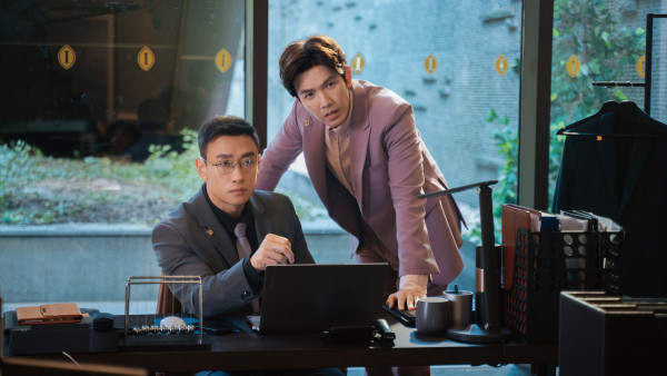 翻身蜜語劇情｜第18集蜜語醉酒被抱回房惹軒然大波！遭集體投訴險毀公司聲譽