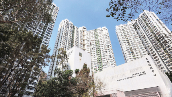 買公屋定繼續租？二、三十年公屋80萬值唔值得買 港人重新計數憂心一件事！網民兩派激辯