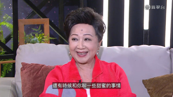 薛家燕享受當下愛情表明不婚立場！直言有人噓寒問暖好開心：唔會再諗結婚
