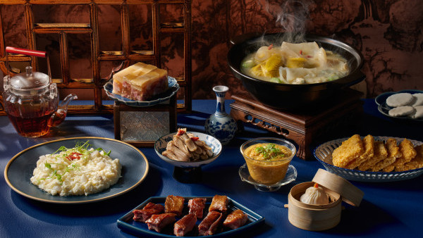 湾仔合和酒店合和轩秋日限定京沪美味！必食极品蟹粉小笼包／浓汤花胶云吞鸡