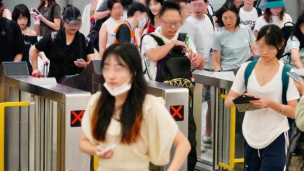 無須工作簽證即可來港賺錢？政府宣佈擴展「短期訪客計劃」 新增界別與認可機構