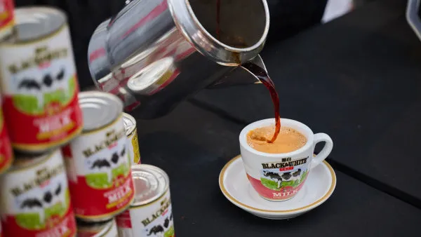 黑白港式奶茶日｜全港100間茶餐廳免費派發10000杯港式奶茶